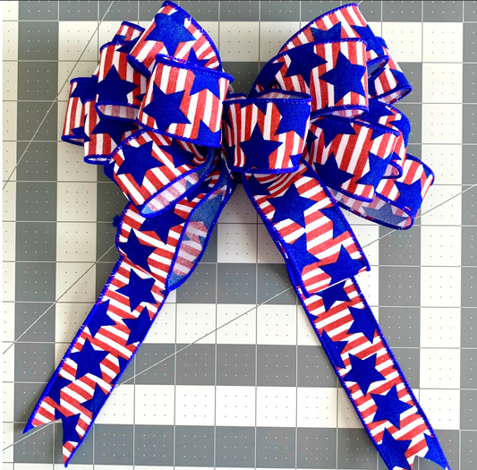 SINGLE RIBBON BOW USING BOWDABRA BOW-MAKER